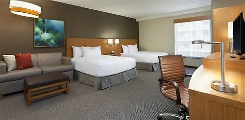 Hyatt Place Charlotte Downtown 3*,