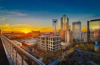 Hyatt Place Charlotte Downtown