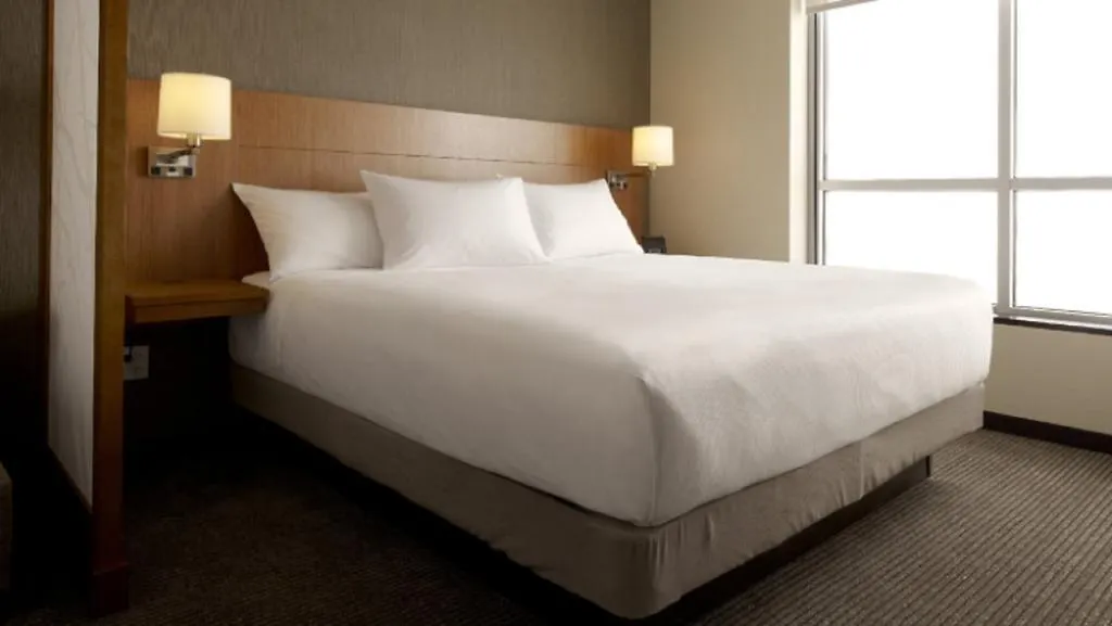 Hyatt Place Charlotte Downtown 3*,